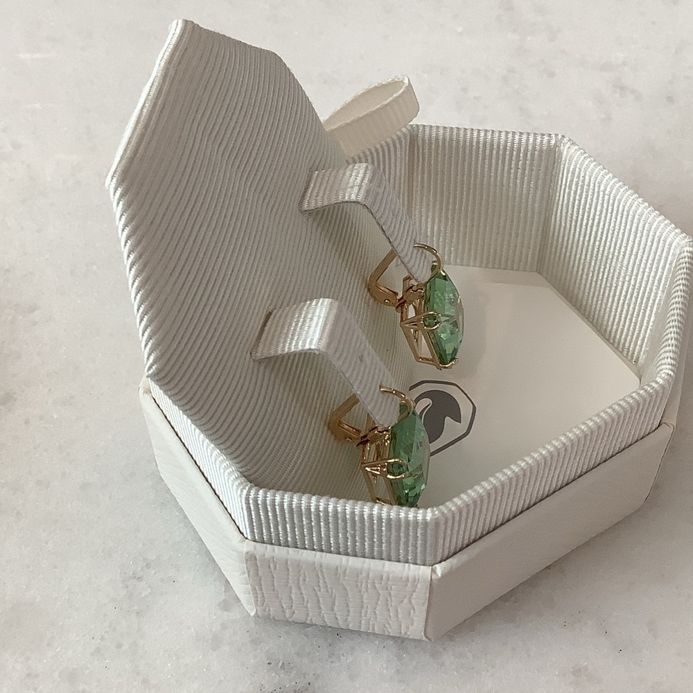 Swarovski Millenia Green Square Crystal Drop Hook Earrings, Brand New - Picture 2 of 3